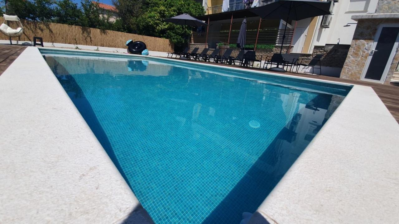 Apartment In Kastel Luksic With Terrace, Air Conditioning, W-Lan, Washing Machine 5107-2 Kaštela المظهر الخارجي الصورة